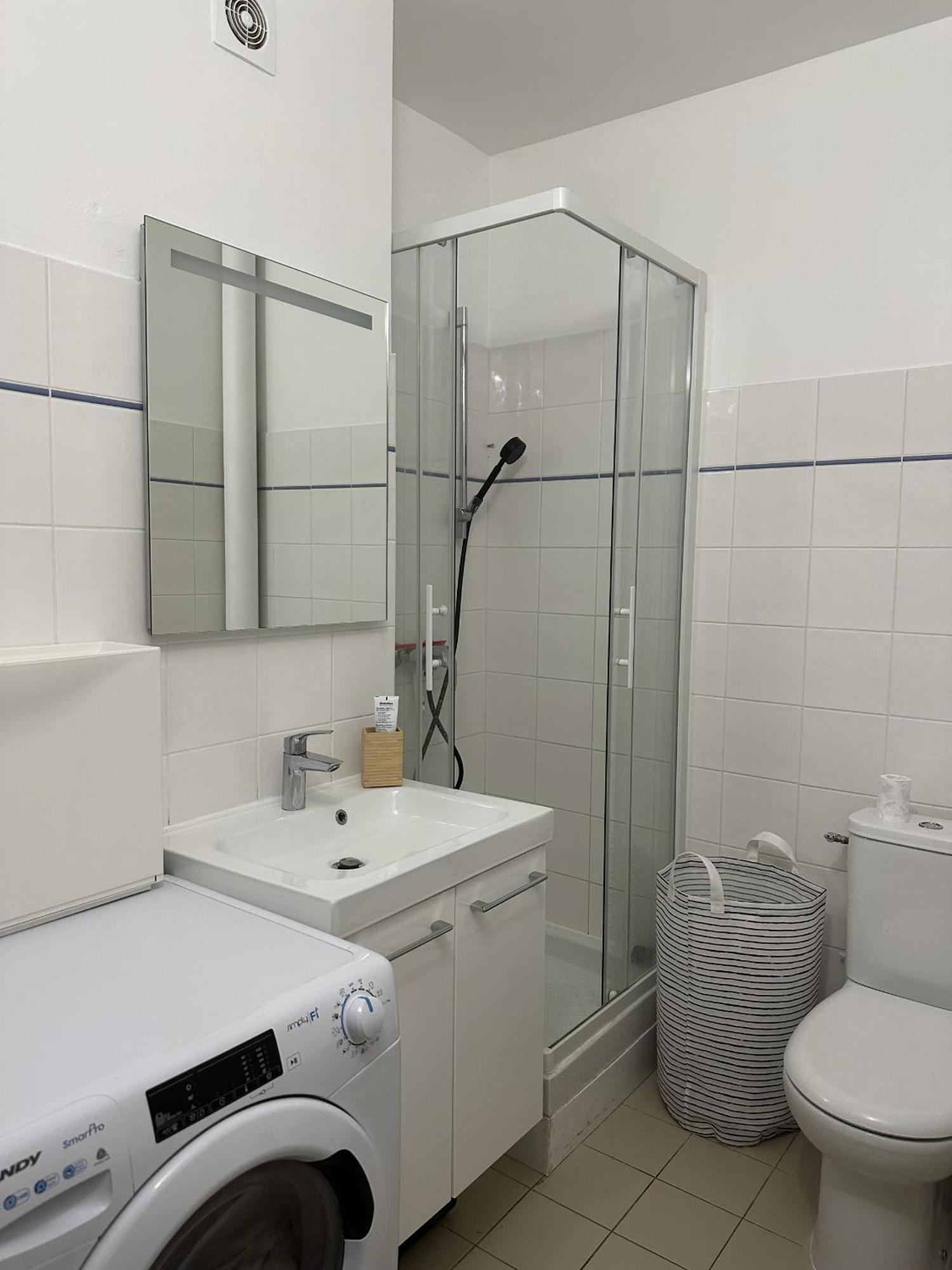 Appartement Spacieux De Charme Ideal Pour Les Couples Ou Les Familles *